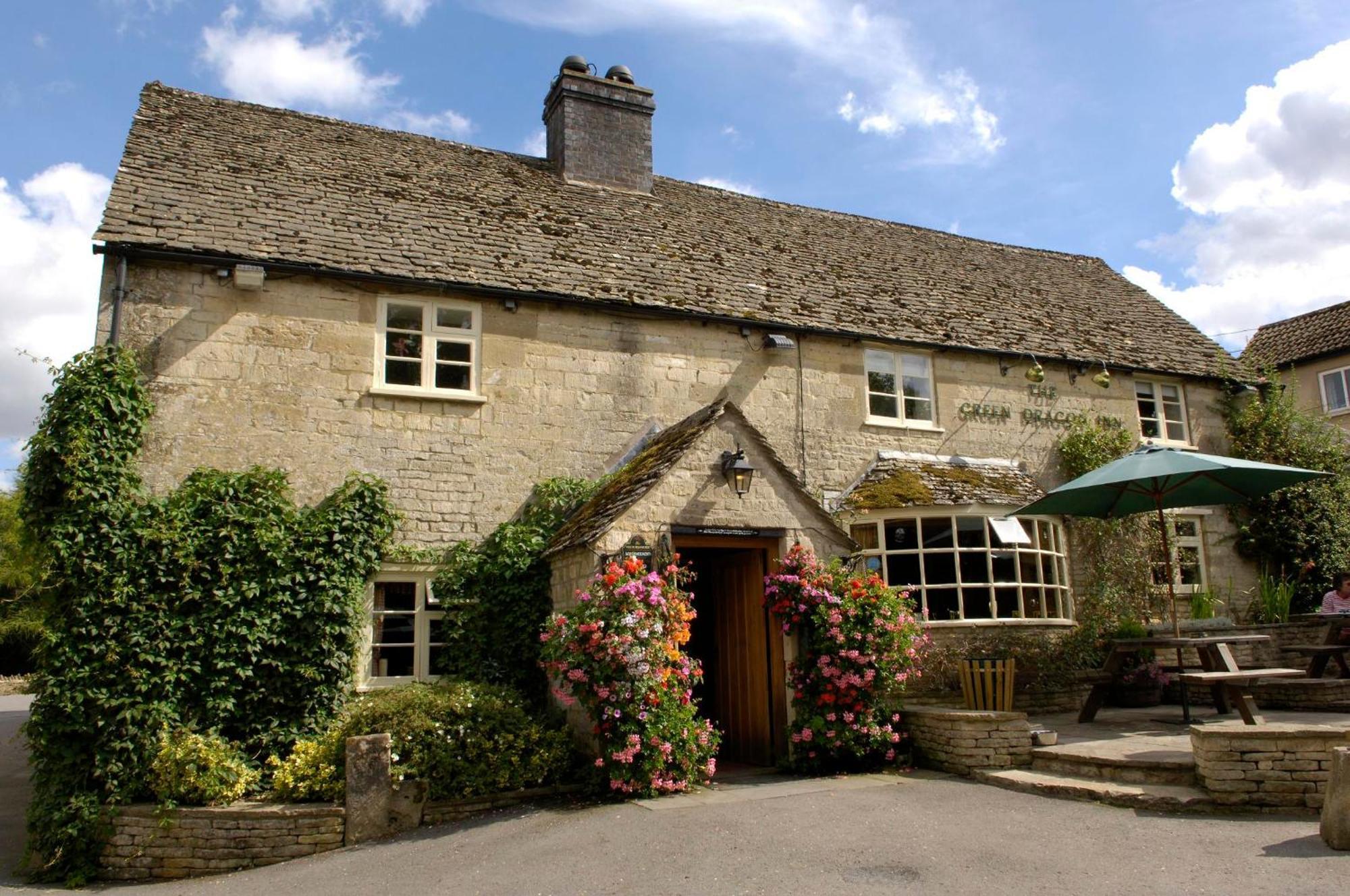 The Green Dragon Inn Cowley  Exterior foto